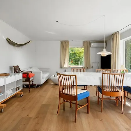 Lovely In With Wifi Ferienhaus *